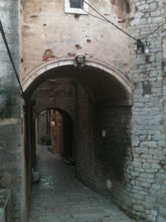 Torriano Holiday House Sibenik Bagian luar foto